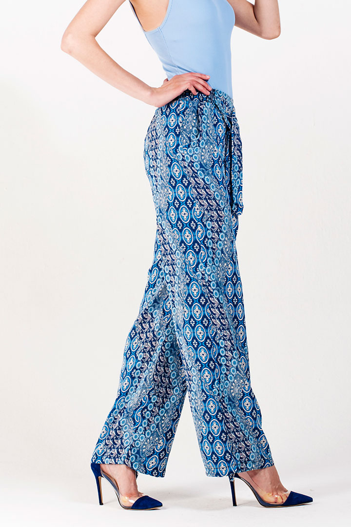 Фото товара 9232, синие брюки из штапеля